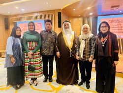 Dorong Investasi, Banhub Sulbar Serahkan Investment Guide Book 2024 kepada Kedautalan Bahrain