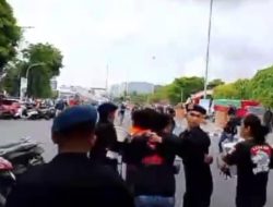 Terjadi Bentrok Antar-Pendukung Warnai Debat Calon Gubernur Sulsel 2024 di Luar Hotel Claro