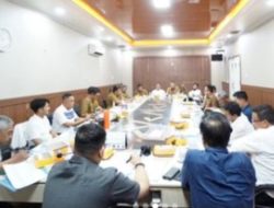 Camat Ujung Tanah Hadiri Rapat Koordinasi dengan Komisi A DPRD Kota Makassar