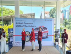 Hyundai Serahkan 21 Unit Mobil Ambulans Pengadaan Dinkes Makassar
