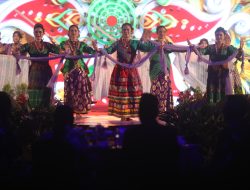 Tari Makkareso Filosofi Semangat Kerja Awali Refleksi Akhir Tahun 2024 Pemkot Makassar