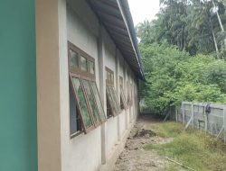 Bangunan Kelas Baru SDS IT Sulthoniyah Sambas Belum Dicat Sepenuhnya