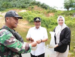 Tebar Benih Nila di Tobadak, Ketua DPRD: PJ Bahtiar Tanamkan Pondasi Kuat Untuk Kemajuan Sulbar Kedepan