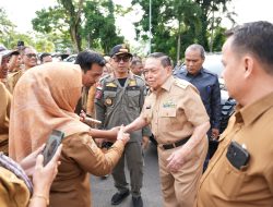Hari Pertama Ngantor, SDK dan Wagub, Salim S Mengga Disambut ASN Pemprov Sulbar