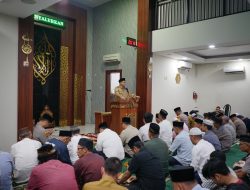 Safari Ramadan di Masjid Nurul Azis, Wali Kota Makassar Ajak Warga Jaga Keamanan dan Ketertiban Kota