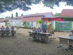 UPT SPF SMPN 54 Makassar Gelar Karya P5 dengan Tema “Suara Demokrasi”