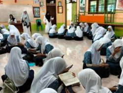Pelajar UPT SPF SMPN 30 Makassar Laksanakan Kegiatan Pendidikan Keagamaan Selama Ramadhan