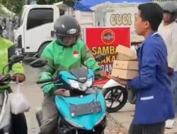 Bakti Sosial UPT SPF SMPN 12 Makassar: Berbagi Takjil di Bulan Suci Ramadhan