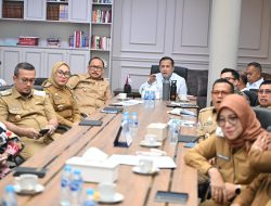 Tak Hadiri Aksi di Kantor Gubernur, SDK-JSM Lagi Kawal Agenda Vital untuk Rakyat Sulbar