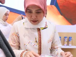 Dukung UMKM dan Budaya Lokal, Aliyah Mustika Ilham Kunjungi Booth Makassar di APEKSI