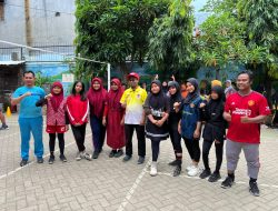 Dramatis! Sempat Tertekan, Tim Voli Mini Putri SDN Layang IV/72 Justru Jadi Jawara O2SN Kecamatan