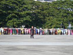 UPT SPF SMPN 16 Makassar Hadiri Upacara Peringatan Hardiknas 2025 dengan Nuansa Adat di Lapangan Karebosi