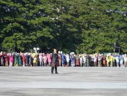 Kepala UPT SPF SDI Cambaya 2 Tallo dan Jajaran Meriahkan Upacara Hardiknas di Lapangan Karebosi