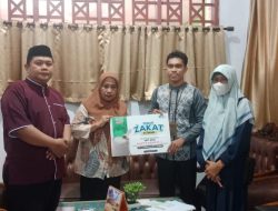UPT SPF SDN Mattoanging 2 Makassar Salurkan Zakat Fitrah Jelang Idulfitri 1446 H