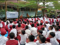 Safari Alkisah Hadirkan Kebahagiaan di SDI Borong Jambu II Makassar, Edukasi Sedekah Lewat Dongeng
