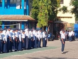 Pelajar SMPN 21 Makassar Rutin Gelar Upacara Bendera Setiap Senin, Tanamkan Nilai Disiplin dan Nasionalisme