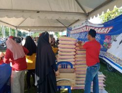 3,5 Ton Beras Habis Terjual dalam Pasar Murah Sulbar, Masyarakat Diimbau Tidak Menimbun