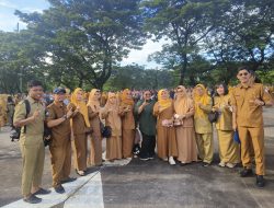 Kepala SDN Kapota Yudha Makassar Hadiri Upacara Hardiknas 2025 di Lapangan Karebosi