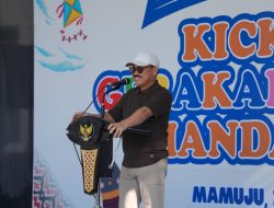 Lick Off Gerakan Literasi ‘Mandarras’ Membaca 20 Judul Buku Jadi Syarat Kelulusan Siswa SMA/SMK di Sulbar