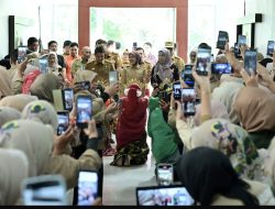 Aliyah Mustika Ilham Serukan Semangat Pengabdian Sosial di Harlah Perdana FPSM Makassar