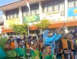 Senam Indonesia Warnai Peringatan Hari Anak Nasional di SDI Rappokalling 2 Makassar