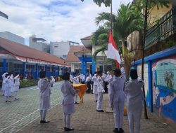 Upacara Bendera HUT RI ke-80, SMPN 45 Makassar Tanamkan Nasionalisme pada Generasi Muda