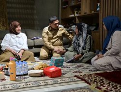 Appi–Aliyah Berikan Bantuan untuk Sarina Wati dan Budi Haryadi, Korban Kebakaran di DPRD