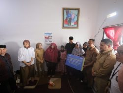 Munafri-Aliyah dan Gubernur Sulsel Peduli, Serahkan Santunan untuk Keluarga ASN Korban DPRD