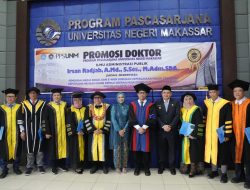 Penuh Haru, Munafri Sampaikan Selamat di Promosi Doktor Sahabatnya, Irsan Radjab