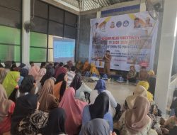 Menuju Indonesia Emas 2045, SMPN 50 Makassar Gelar Kelas Parenting dan Bagikan Tas serta Tumbler Gratis