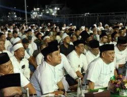 Sekwan Dampingi Wali Kota dan Pimpinan DPRD Makassar Hadiri Maulid Akbar Pesisir