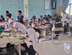Suasana Penuh Semangat Warnai Pelaksanaan Program Makan Bergizi Gratis di SMPN 54 Makassar