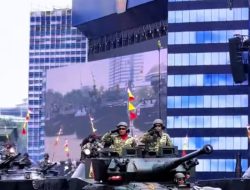 Meriah! HUT ke-80 TNI di Monas, Rakyat & Prajurit Bersatu di Langit Jakarta