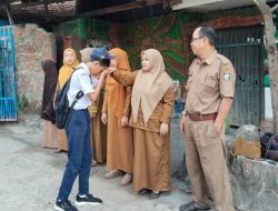 SMP Negeri 21 Makassar Gelar Guru Piket Sambut Penjemputan Pelajar di Gerbang Sekolah