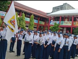 Pelantikan Pengurus OSIS Angkatan ke-6 SMPN 46 Makassar Masa Bakti 2025/2026 Berlangsung Khidmat