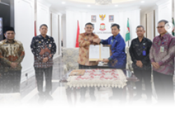 Kadis Sosial Dampingi Wali Kota Makassar pada Penandatanganan MoU Antara BNN Sulsel dan Pemkot Makassar untuk Perkuat Sinergi Pemberantasan Narkoba