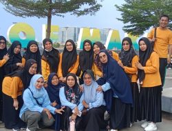 SD Inpres Layang III Teguhkan Semangat Kebersamaan di Jalan Sehat HUT Kota Makassar