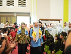 Melinda Aksa Hadiri Milad ke-23 Yayasan Rahmatul Asri, Tekankan Sinergi antara Orang Tua dan Sekolah