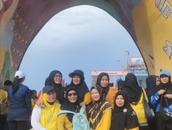 Semarak HUT ke-418 Kota Makassar, SDI Tello Baru Ikut Jalan Sehat di Anjungan Pantai Losari