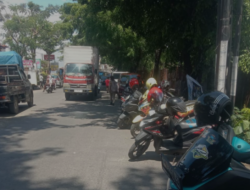 Parkir RM Sop Kepala Ikan Lango-Lango Kembali Timbulkan Macet, Teguran Dishub Diabaikan