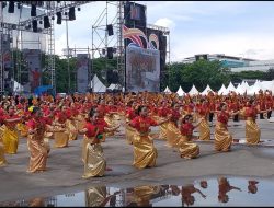 Pelajar SMPN 33 Makassar Tampil Memukau di Tari Kolosal HUT ke-418 Kota Makassar
