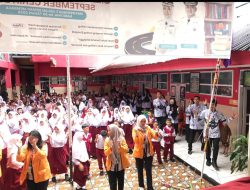 SD Inpres Layang Bertingkat Peringati HUT ke-80 PGRI dan HGN 2025, Sekaligus Lepas Mahasiswa KMB