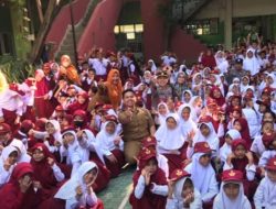 SDN Tanggul Patompo 1 Makassar Rutin Gelar Upacara Bendera Setiap Senin