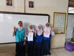 Pusat Informasi dan Konseling Remaja SMPN 4 Makassar Gelar Sosialisasi Bahaya HIV/AIDS di Setiap Kelas