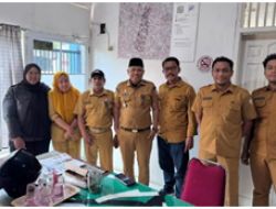 Sekretaris Camat Mamajang Lakukan Monitoring Pendaftaran Bakal Calon Ketua RT/RW di 13 Kelurahan