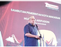 Wali Kota Makassar Resmikan Grand Opening RJ Toserba di Kelurahan Buloa