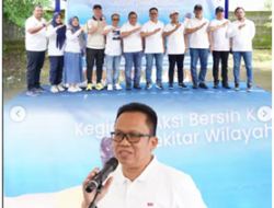 Camat Rappocini Turun Langsung Ikuti Aksi Bersih Kanal Perumnas Antisipasi Banjir