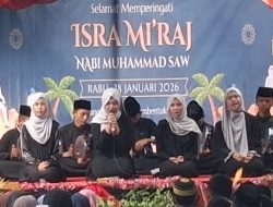 SMPN 49 Makassar Peringati Isra Mi’raj Nabi Muhammad SAW Sekaligus Pelepasan Guru Purna Bakti