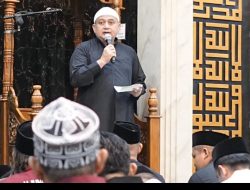 Munafri Imbau Masyarakat Waspada Cuaca Ekstrem Saat Safari Subuh di Kecamatan Ujung Tanah