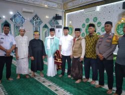 Safari Ramadhan di Masjid Jami Rappokalling, Camat Tallo Apresiasi Kekompakan Warga